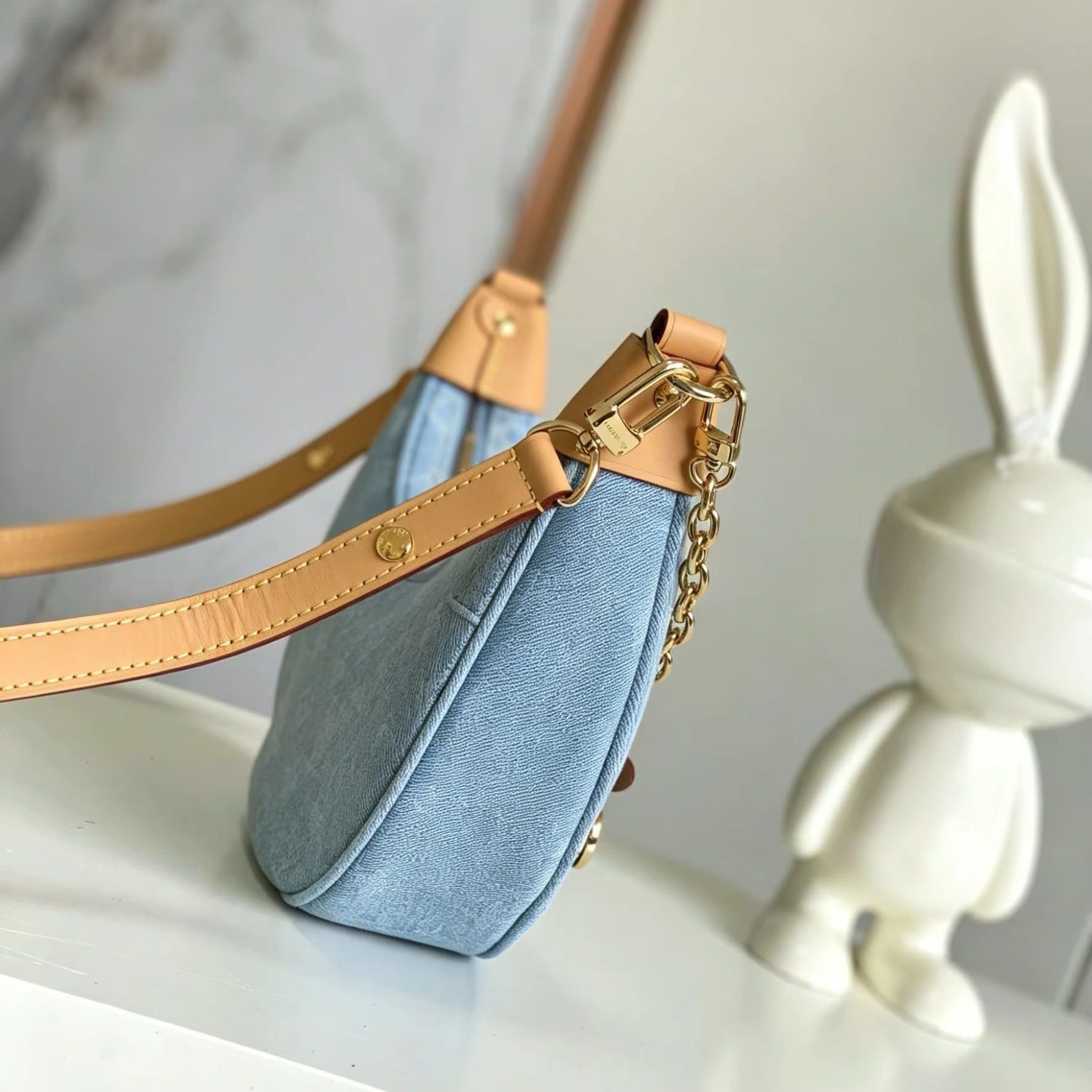 Luxury Bags Denim - Lichtblauwe Jacquard Denim Crescent Hobo Bag,