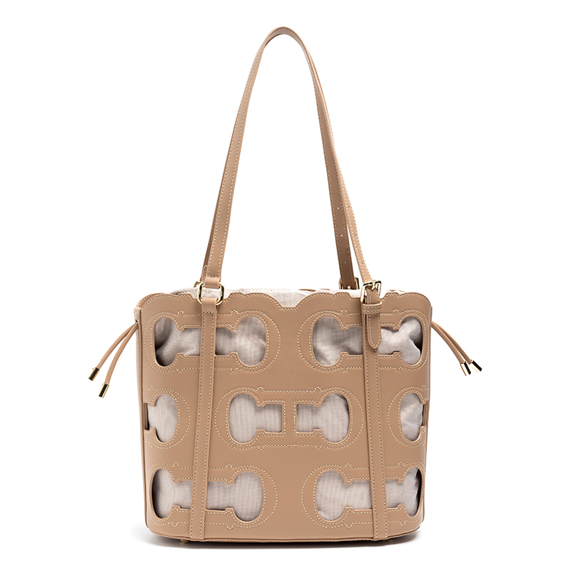 CH Tote Bag Cutout Logo Grote  - Luxury Bags Without Logo recensie en prijs